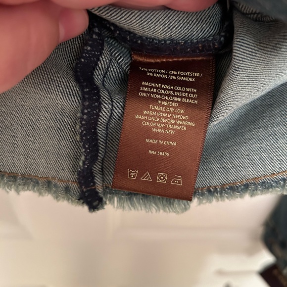 NWT KUT from the Kloth Julia Denim Jacket - Picture 9 of 10
